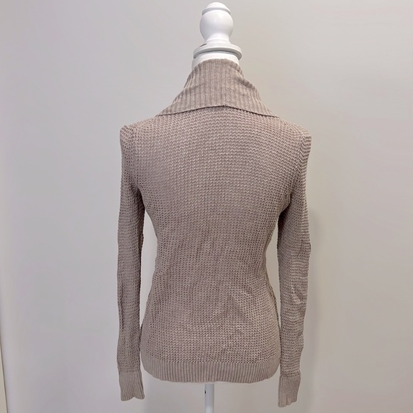Express Knit Cardigan with Pockets - Picture 2 of 2